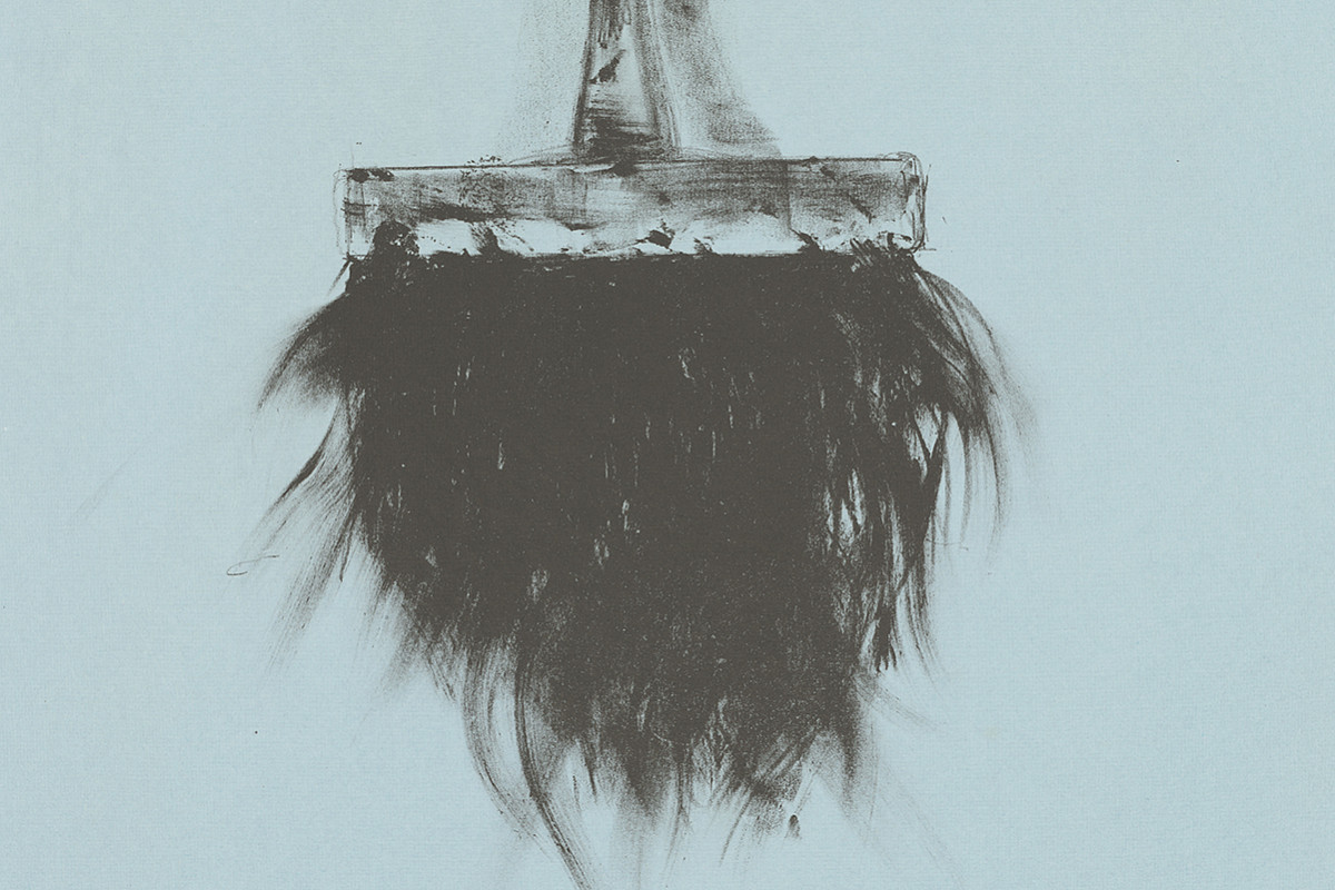 High-contrast depiction of a brush on a blue background | Jim Dine | Untitled Tools (Portfolio of 9), 2009 | The ALBERTINA Museum, Vienna – Donation of the artist and Diana Michener © Bildrecht, Vienna 2024