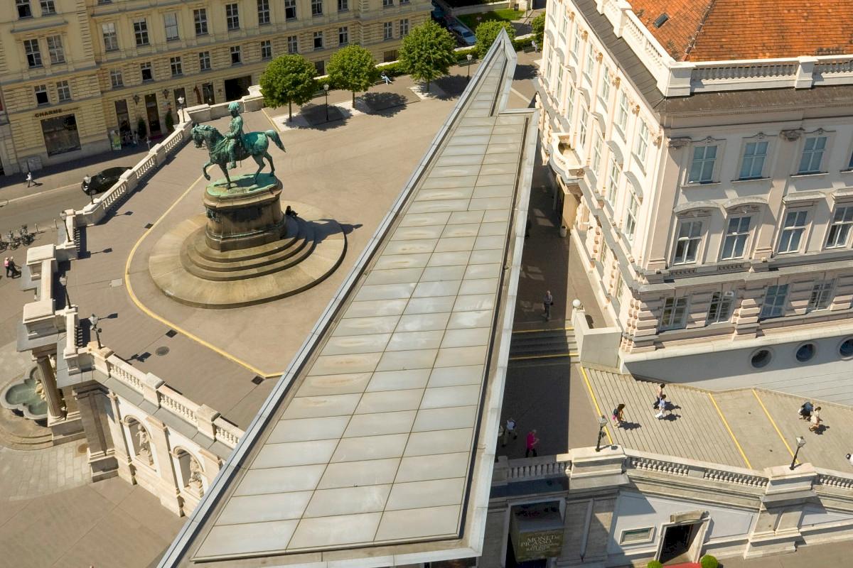 Die Albertina von oben | Foto © Korrak