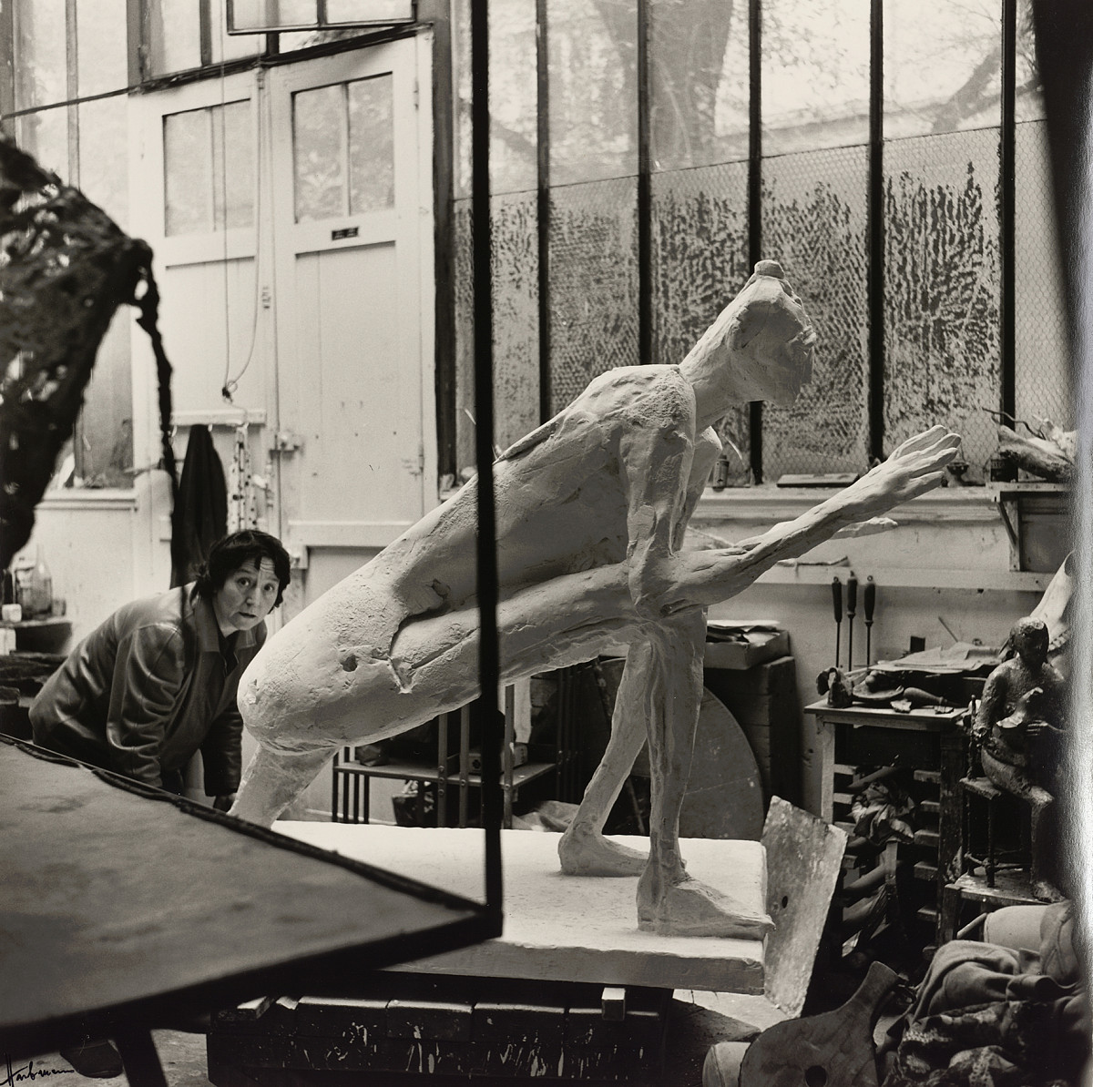 Franz Hubmann: Sculptor Germaine Richier in her studio, 1956