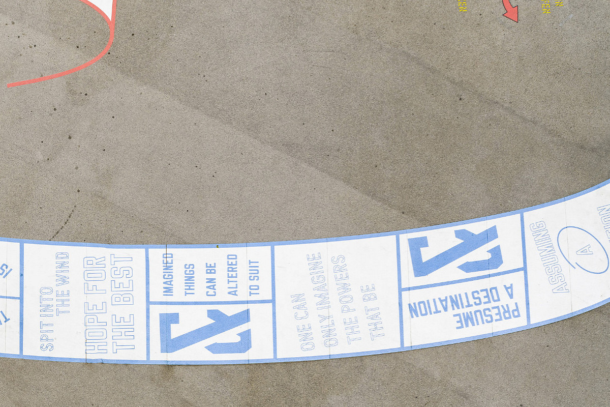 Installation view: Lawrence Weiner | OUT OF SIGHT, 2022 | Courtesy of the artist © Lawrence Weiner | Photo: Robert Bodnar
