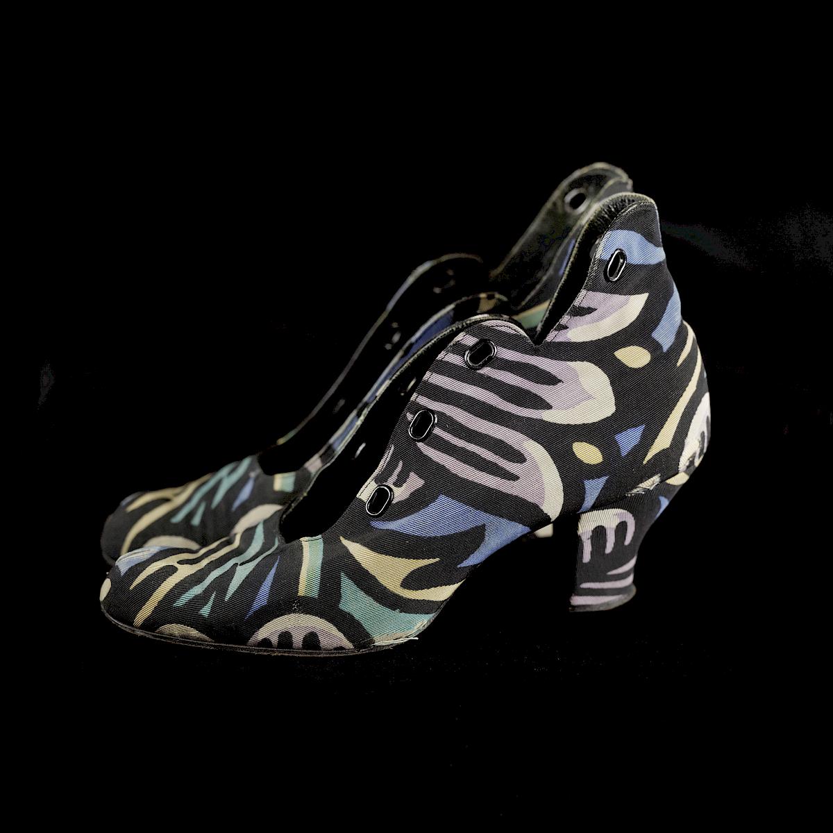 Wiener Werkstätte: Edith Schiele’s evening shoes, 1912