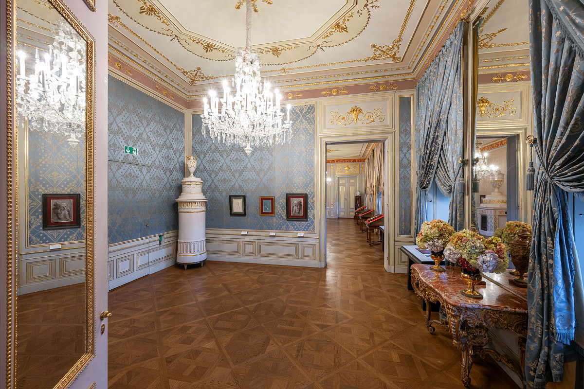 State Rooms: Small Spanish Apartment,