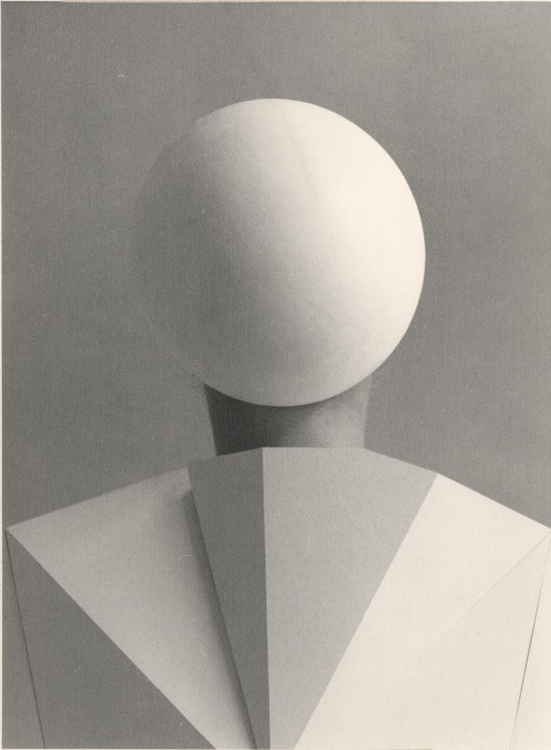 TINA LECHNER | Untitled, 2011 | Silbergelatineabzug 24x18,8cm | Erworben aus den Mitteln der Galerieförderung des BMUKK | Albertina, Wien