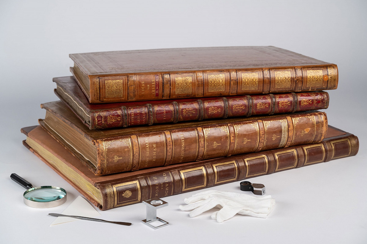 Einblick in einen historischen Druckgrafik-Band | Foto © Albertina, Wien