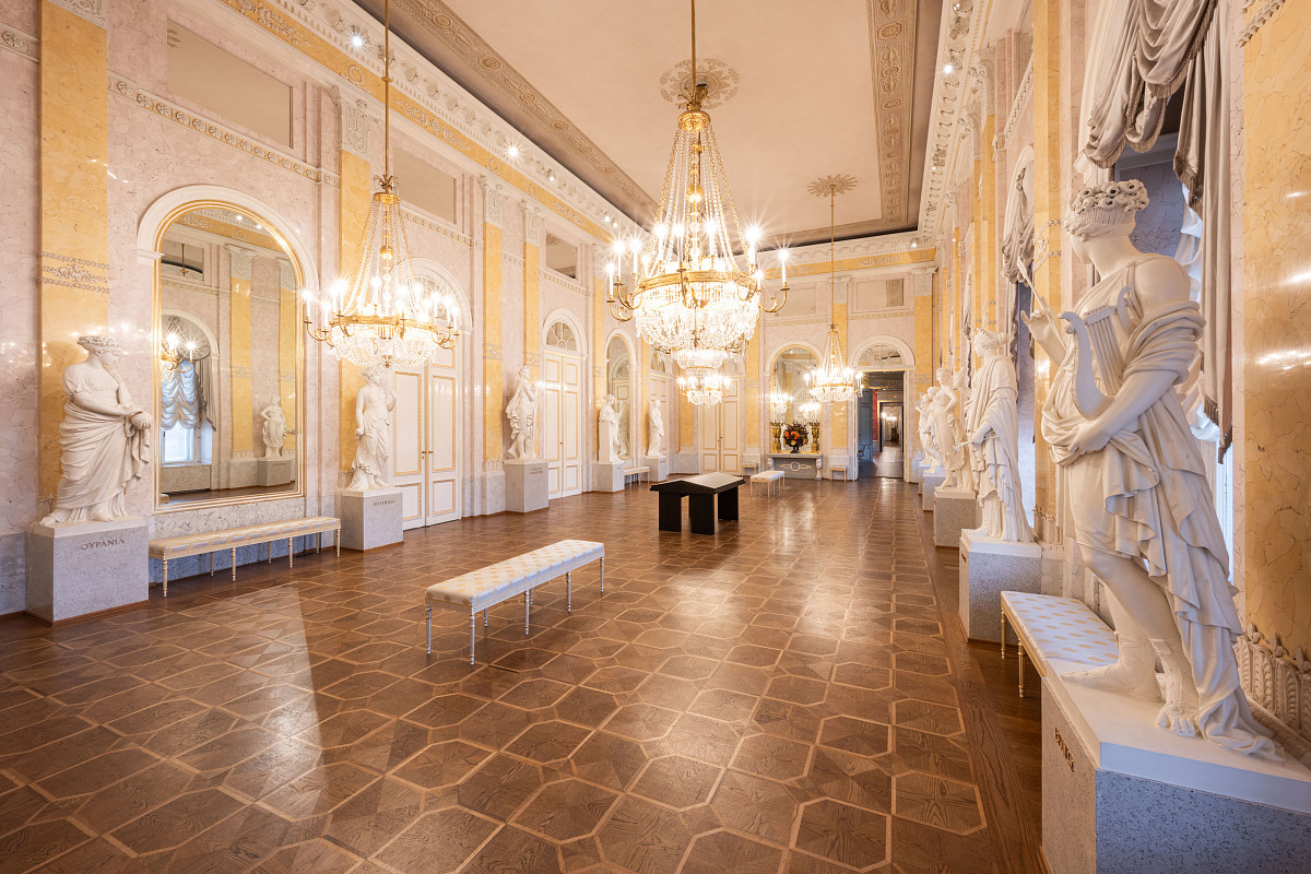 State Rooms: Hall of the Muses,