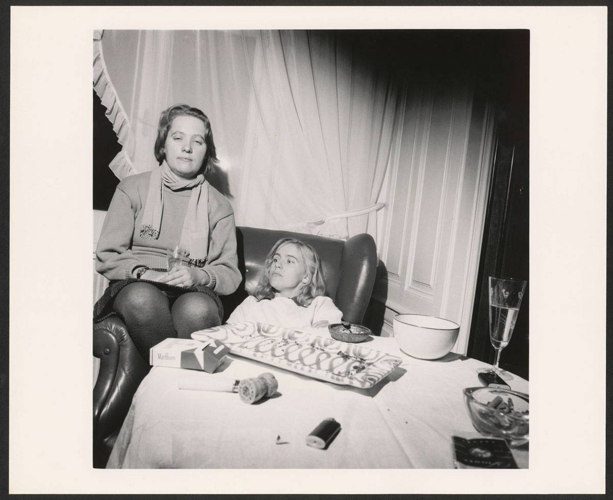 Christian Wachter | Ohne Titel ( aus der Serie "Acedia"), 11.1985 | Vintage-Print auf Barytpapier (von 6x6cm Negativ) | Darstellung: 36,1 × 36,1 cm Fotopapier: 40,1 × 49,4 cm (15 13/16 × 19 7/16 in.) | Albertina, Wien. Erwerbung aus Mitteln der Galerienförderung des BMUKK 2018 © Bildrecht, Wien, 2019